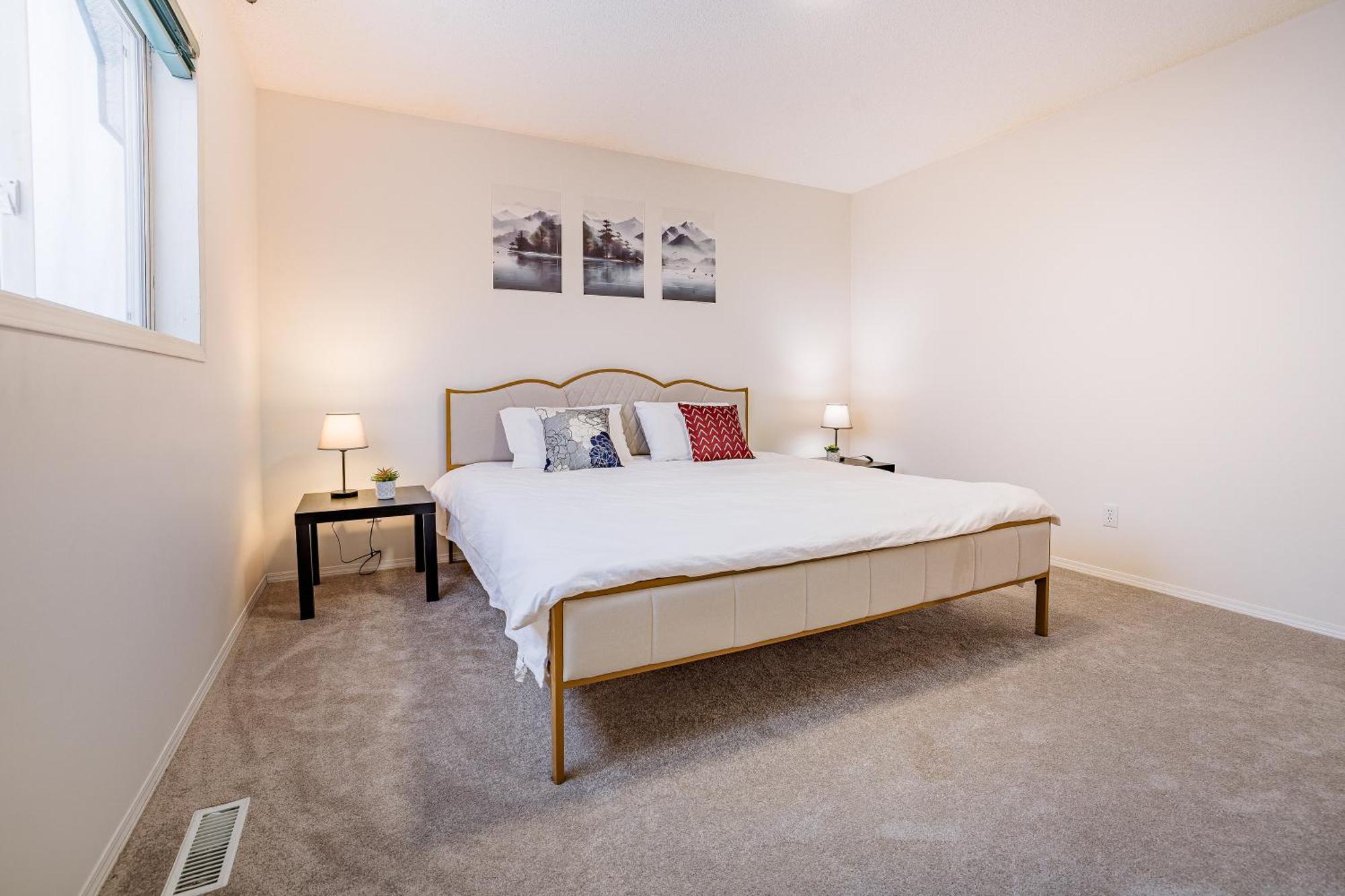 Main Floor Suite, 3 Bdr, 4Bd Spacious And Cozy YYC Exterior foto